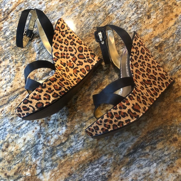 Hale Bob animal print wedge sandals - size 9 - Picture 6 of 9